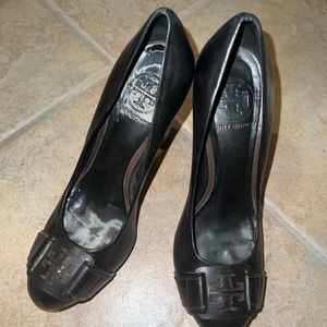 Tory Burch Round Heels